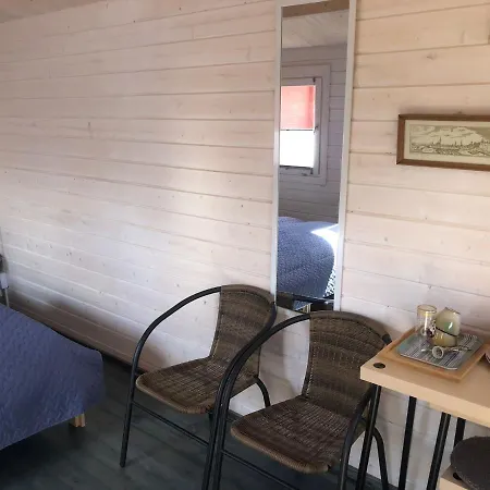 Campingplatz Womocamp Holzhuette 2 With Shared Wc Saulkrasti